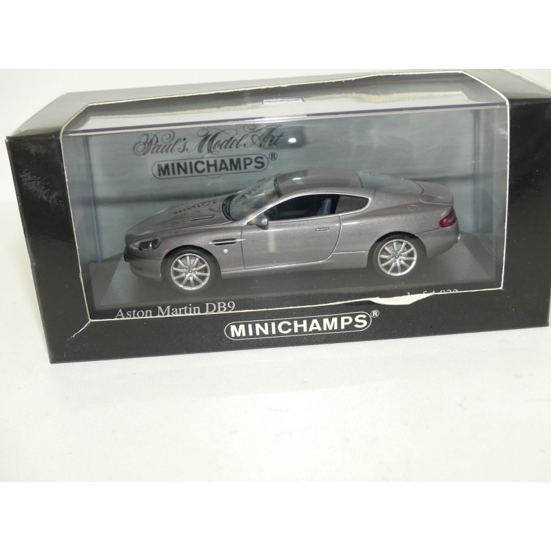 ASTON MARTIN DB9 2003 Gris Oyster Silver MINICHAMPS 1:43 of referen