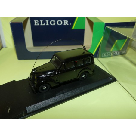 RENAULT JUVAQUATRE VITRÃ‰E NOIR GENDARMERIE ELIGOR 100784 1:43