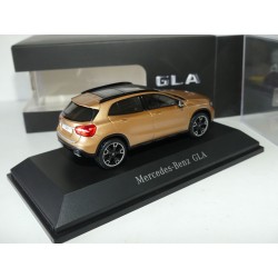 MERCEDES GLA Beige Canyon SPARK 1:43