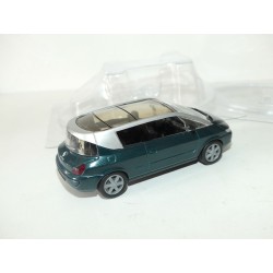 RENAULT AVANTIME Vert NOREV 1:43 sous coque