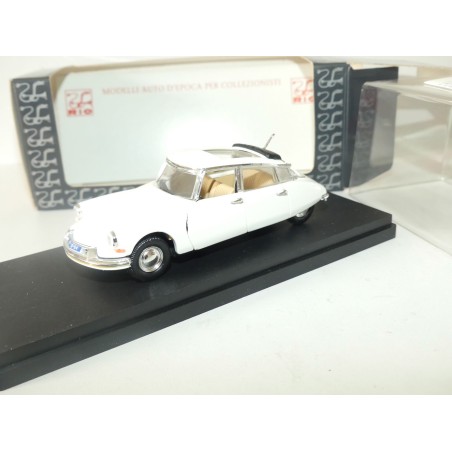 CITROEN DS 19 AVEC ANTENNE TELEPHONIQUE 1964 Blanc RIO 114B 1:43