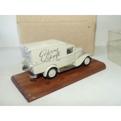 CITROEN C4 GALERIES LAFAYETTE KIT Monte KIT JOUET sur base Solido 1:43