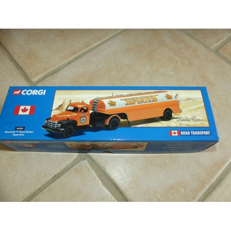 CAMION DIAMOND T SEMI TANKER SUPERTEST CORGI 56203 1:50