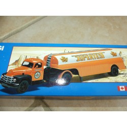 CAMION DIAMOND T SEMI TANKER SUPERTEST CORGI 56203 1:50