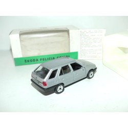 SKODA FELICIA COMBI Gris 1:43