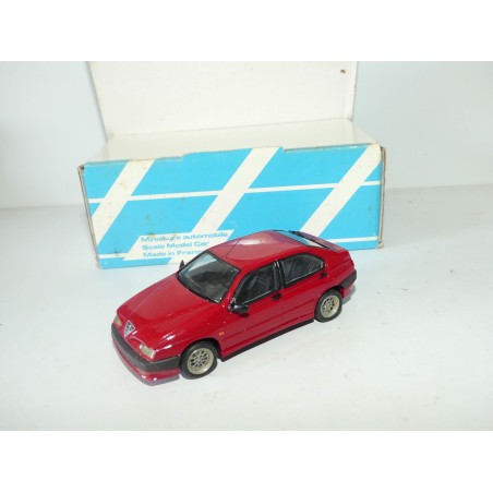 ALFA ROMEO 146 1.7 16V 1995 Rouge KIT Monté ALEZAN 1:43