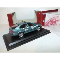 SKODA OCTAVIA II Phase 1 TAXI Bleu-Vert ABREX 1:43