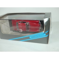 VW KARMANN GHIA COUPE Rouge MINICHAMPS 1:43
