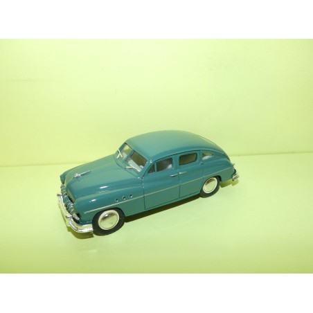 FORD VEDETTE Vert LEADER 1:43 sans boite