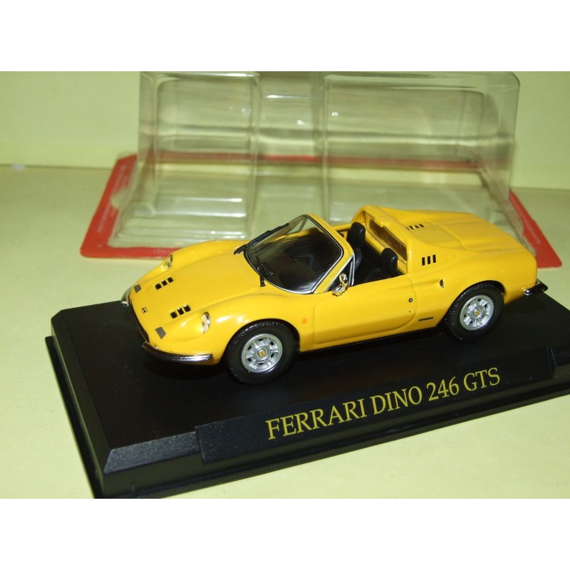 FERRARI DINO 246 GTS Jaune FABBRI 1:43 sous coque