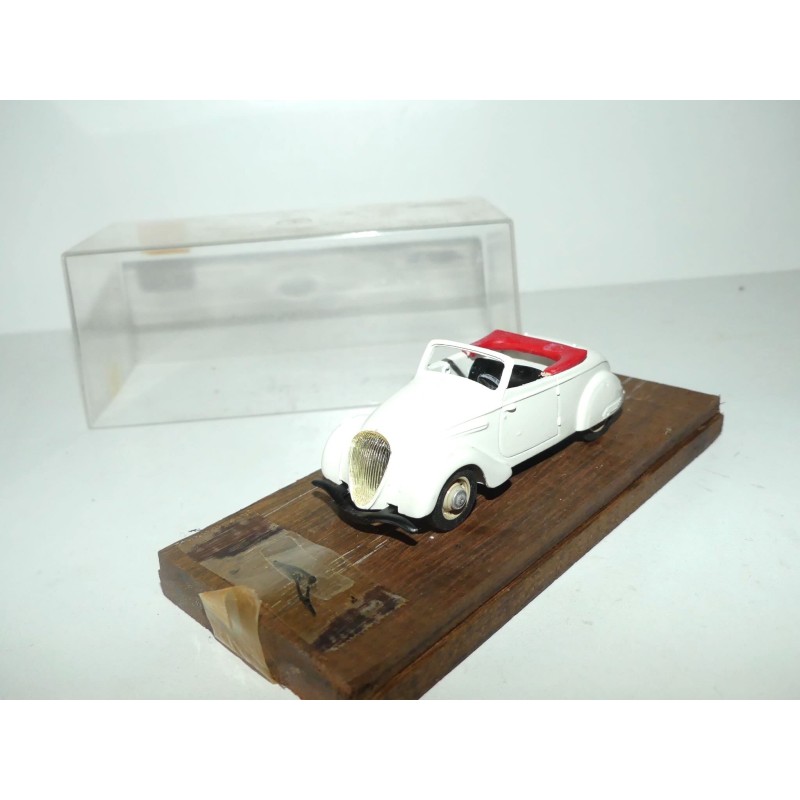 PEUGEOT 202 CABRIOLET Blanc KIT Monté RECORD M.R.F. 1:43