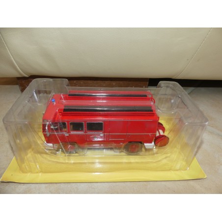 CAMION POMPIERS NÂ°015 BERLIET GAK 17 1962 CAMIVA 1984 HACHETTE 1:43 