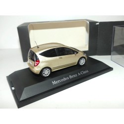 MERCEDES CLASSE A W169 Phase 1 3 Portes Beige DÃ¼nenbeige SCHUCO 1:43