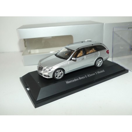 MERCEDES CLASSE E BREAK W212 Gris SCHUCO 1:43