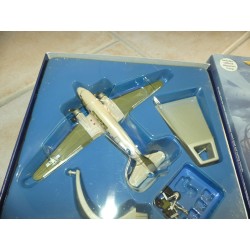 AVION DOUGLAS C-47A SKYTRAIN US AIR FORCE CORGI 47101 1:444