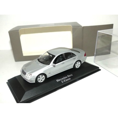 MERCEDES CLASSE E TYPE 211 2002 Gris MINICHAMPS 1:43