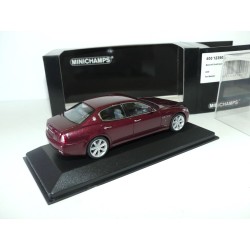 MASERATI QUATTROPORTE 2009 Bordeaux MINICHAMPS 1:43