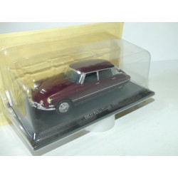 CITROEN DS 21 PALLAS SLOUGH 1966 Bordeaux UNIVERSAL HOBBIES 1:43 blister