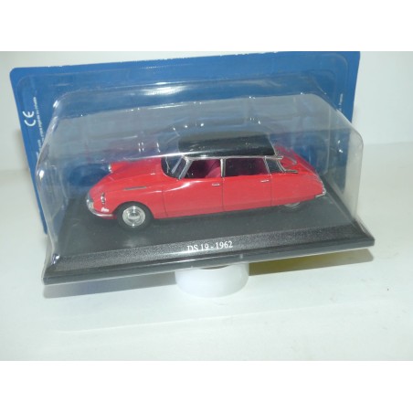 CITROEN DS 19 1962 Rouge Toit Noir UNIVERSAL HOBBIES 1:43 blister