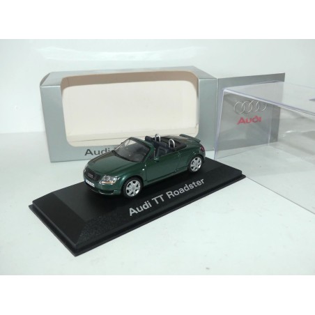 AUDI TT ROADSTER 8N phase 2 Vert Foncé avec aileron MINICHAMPS 1:43