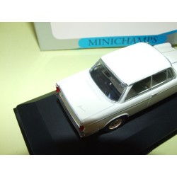 BMW 700 LS 1962-65 Blanc MINICHAMPS 1:43 lÃ©ger dÃ©faut
