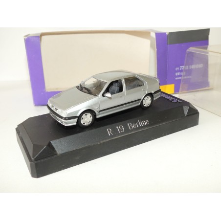 RENAULT 19 Berline 5 Portes Gris SOLIDO 1:43