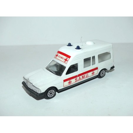 MERCEDES AMBULANCE SAMU NOREV JET CAR 1:43 sans boite