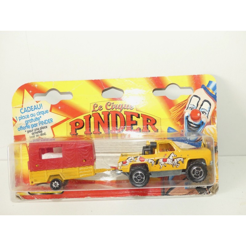 DEPANNEUSE PINDER et REMORQUE CHEVAUX MAJORETTE 1:62