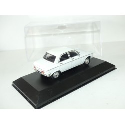PEUGEOT 204 BERLINE 1965 Blanc NOSTALGIE 1:43