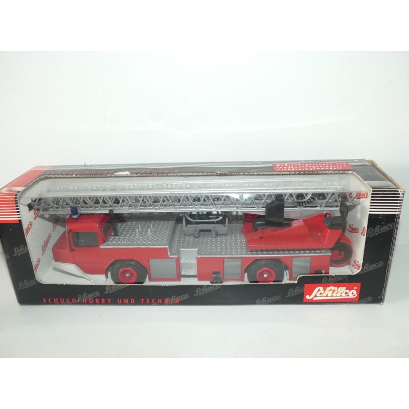 CAMION MAGIRUS FEUERWEHR POMPIERS ALLEMAND SCHUCO 1:43