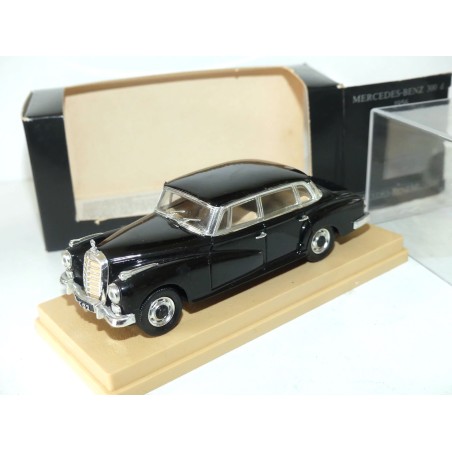 MERCEDES 300 D 1956 Noir RIO 1:43