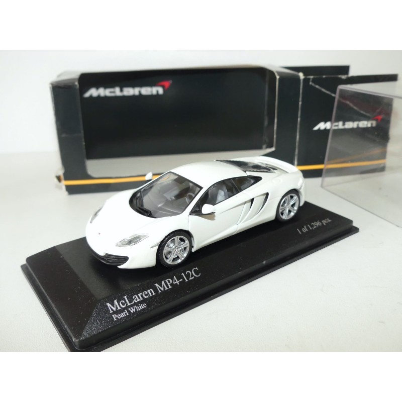 McLAREN MP4-12C 2011 Blanc MINICHAMPS 1:43