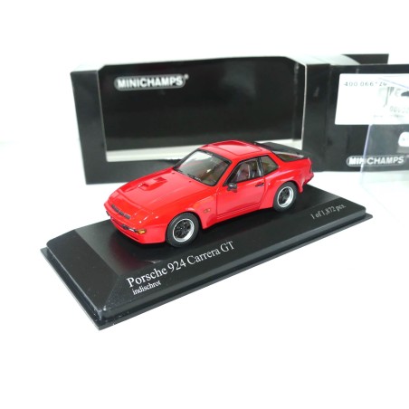 PORSCHE 924 CARRERA GT 1981 Rouge MINICHAMPS 1:43