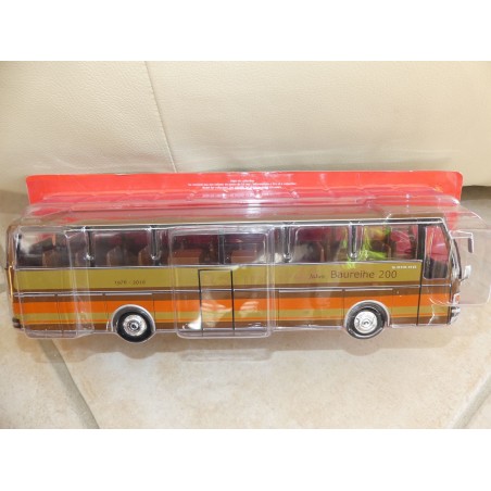 AUTOBUS ET AUTOCARS N°46 SETRA S 215 HD 1976 BAUREIHE 200 HACHETTE 1:43