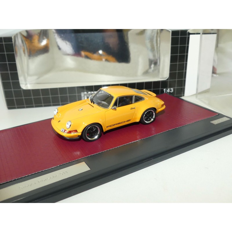 PORSCHE 911 SINGER Jaune MATRIX 1:43