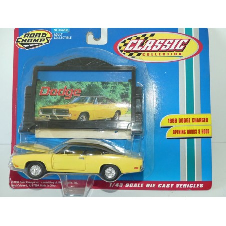DODGE CHARGER 1969 Jaune et Noir ROAD CHAMPS 1:43