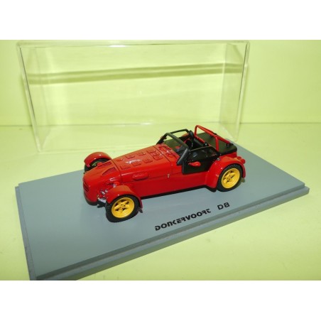 DONKERVOOT D8 Rouge SPARK 1:43