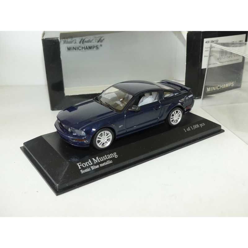 FORD MUSTANG 2005 Bleu MINICHAMPS 1:43