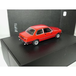 BMW 323 i E21 1975 Rouge MINICHAMPS 1:43
