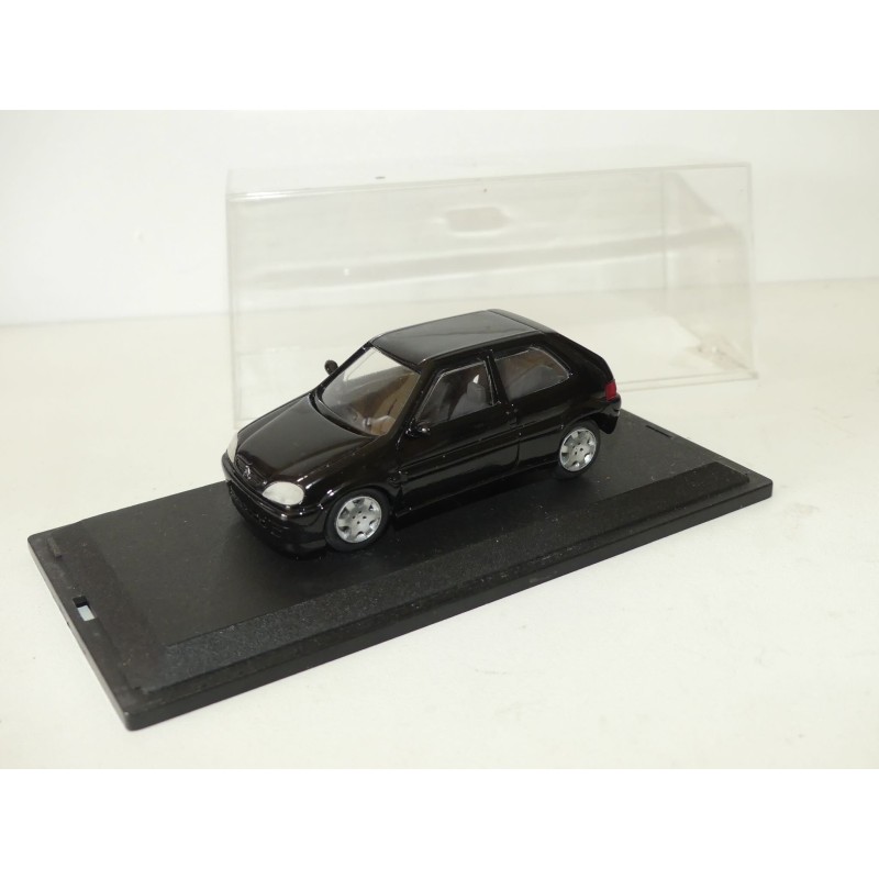 CITROEN SAXO 3 Portes Noir PARADCAR 1:43