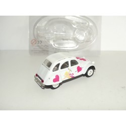 CITROEN 2CV N°033 SIX SAINT VALENTIN 1986 NOREV 1:43 sous coque