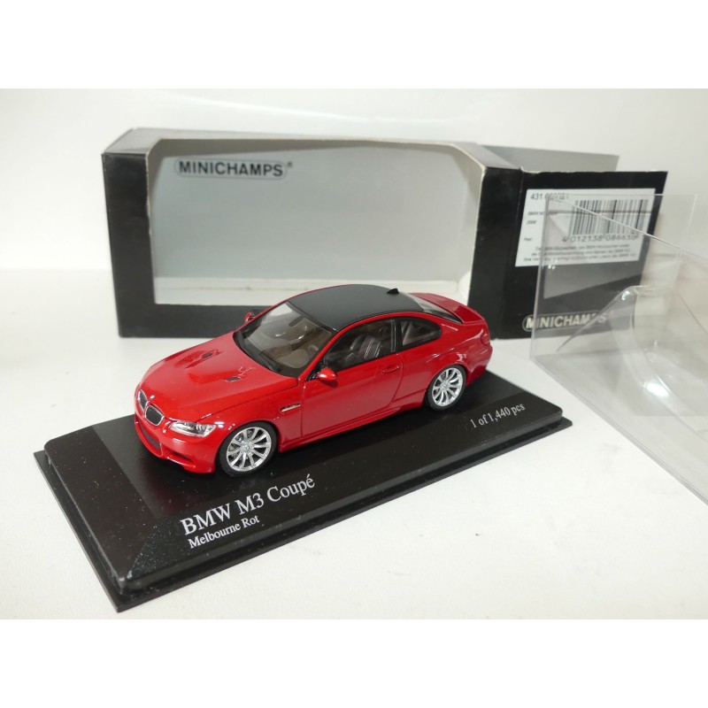 BMW M3 E92 2008 Rouge Toit Carbone MINICHAMPS 1:43 imperfection