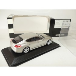 PORSCHE PANAMERA TURBO Phase 1 Gris MINICHAMPS 1:43 