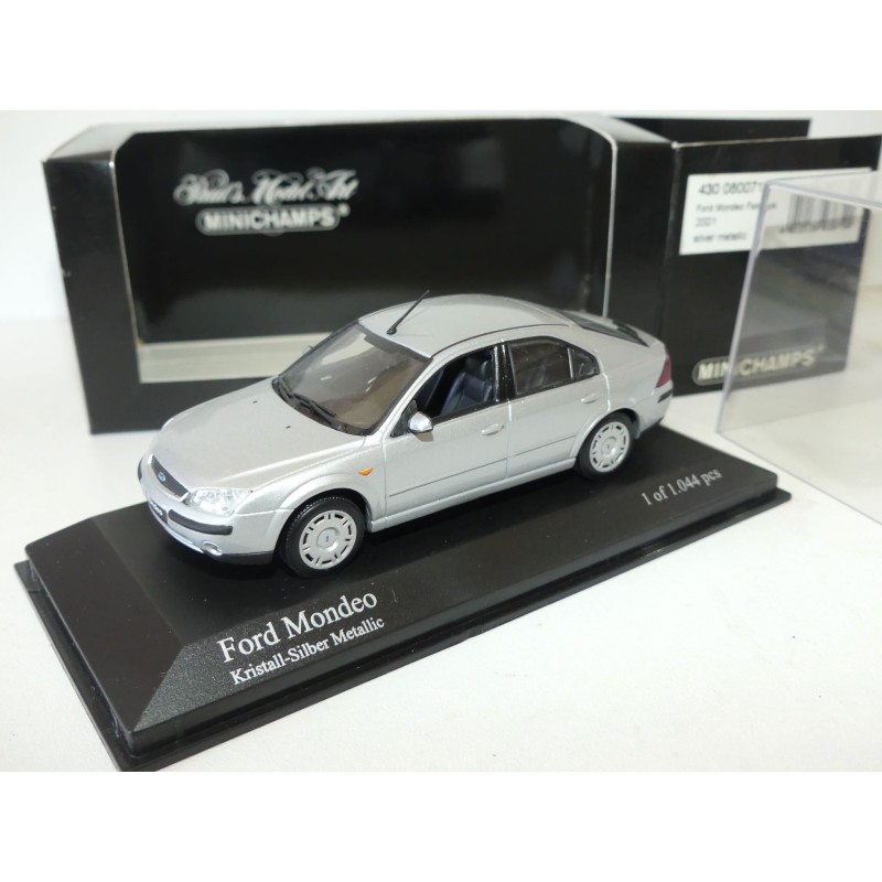 FORD MONDEO II Phase 1 FASTBACK 5 PORTES 2001 Gris MINICHAMPS 1:43