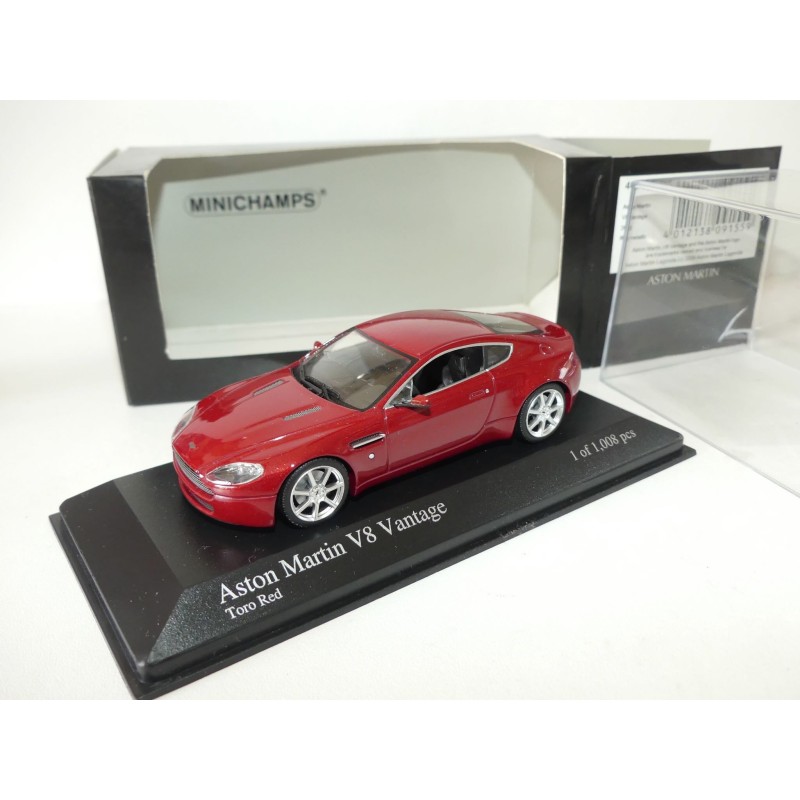 ASTON MARTIN V8 VANTAGE 2005 Bordeaux MINICHAMPS 1:43