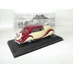 PANHARD DYNAMIC 1939 Crème et Bordeaux ALTAYA 1:43