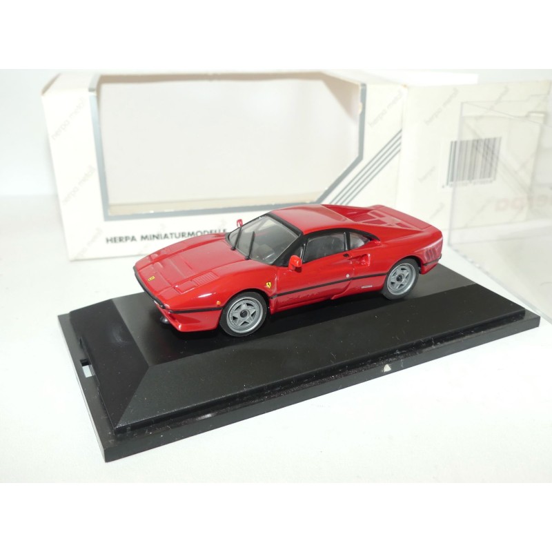 FERRARI 288 GTO Rouge HERPA 1:43 en metal