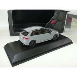 AUDI RS3 SPORTBACK Gris SPARK 1:43