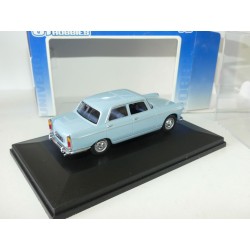 PEUGEOT 404 1966 Bleu Pervenche UNIVERSAL HOBBIES 1:43