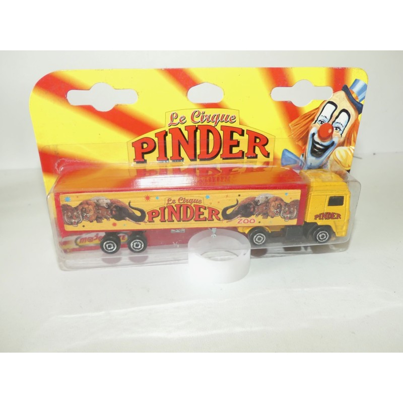 CAMION VOLVO ET REMORQUE TRANSPORT DE MATERIEL CIRQUE PINDER MAJORETTE 1:87